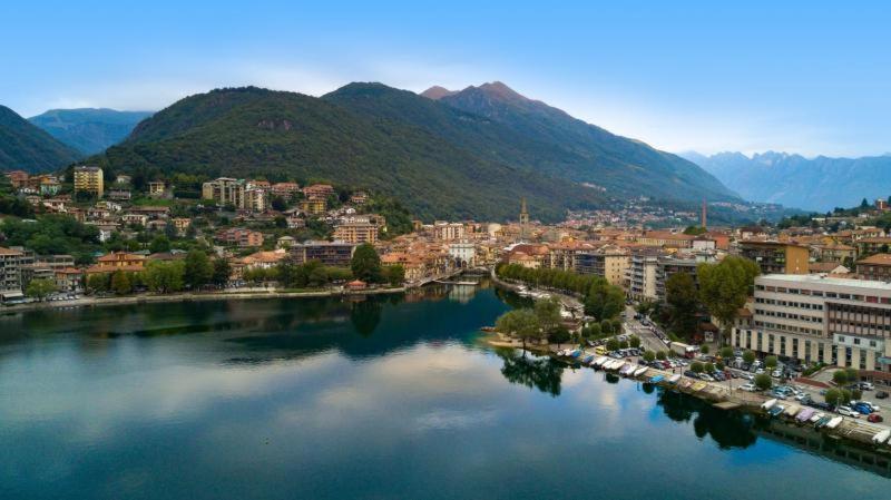 Casa Al Lago Omegna Bagian luar foto